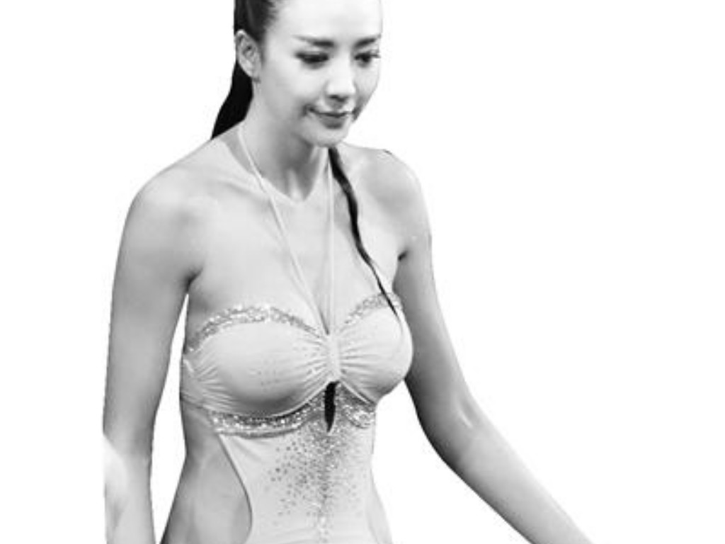 天龙八部手游如何获得时装(手游天龙八部游戏怎么赚钱)